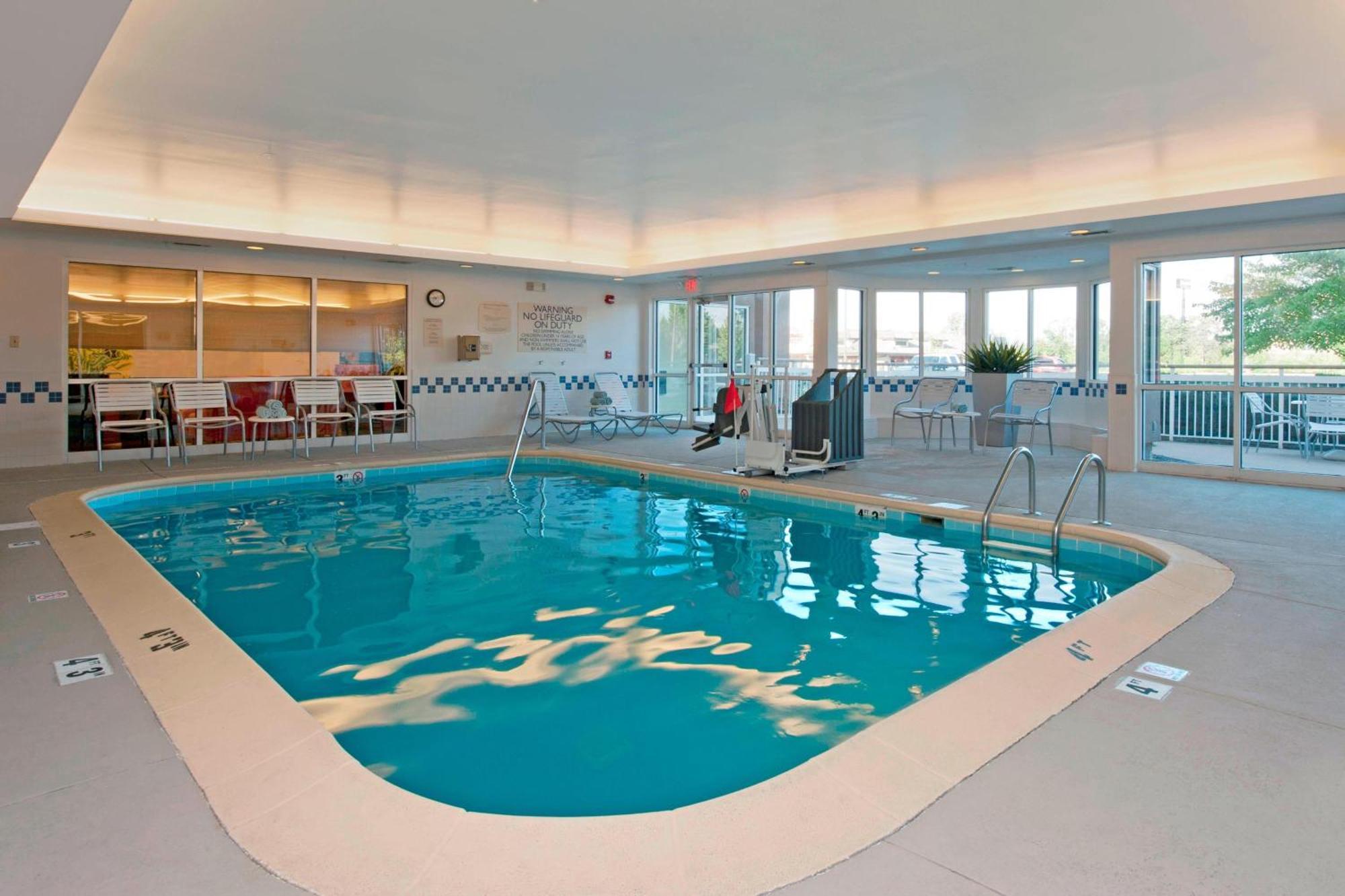 Fairfield Inn & Suites By Marriott Bloomington Exteriör bild
