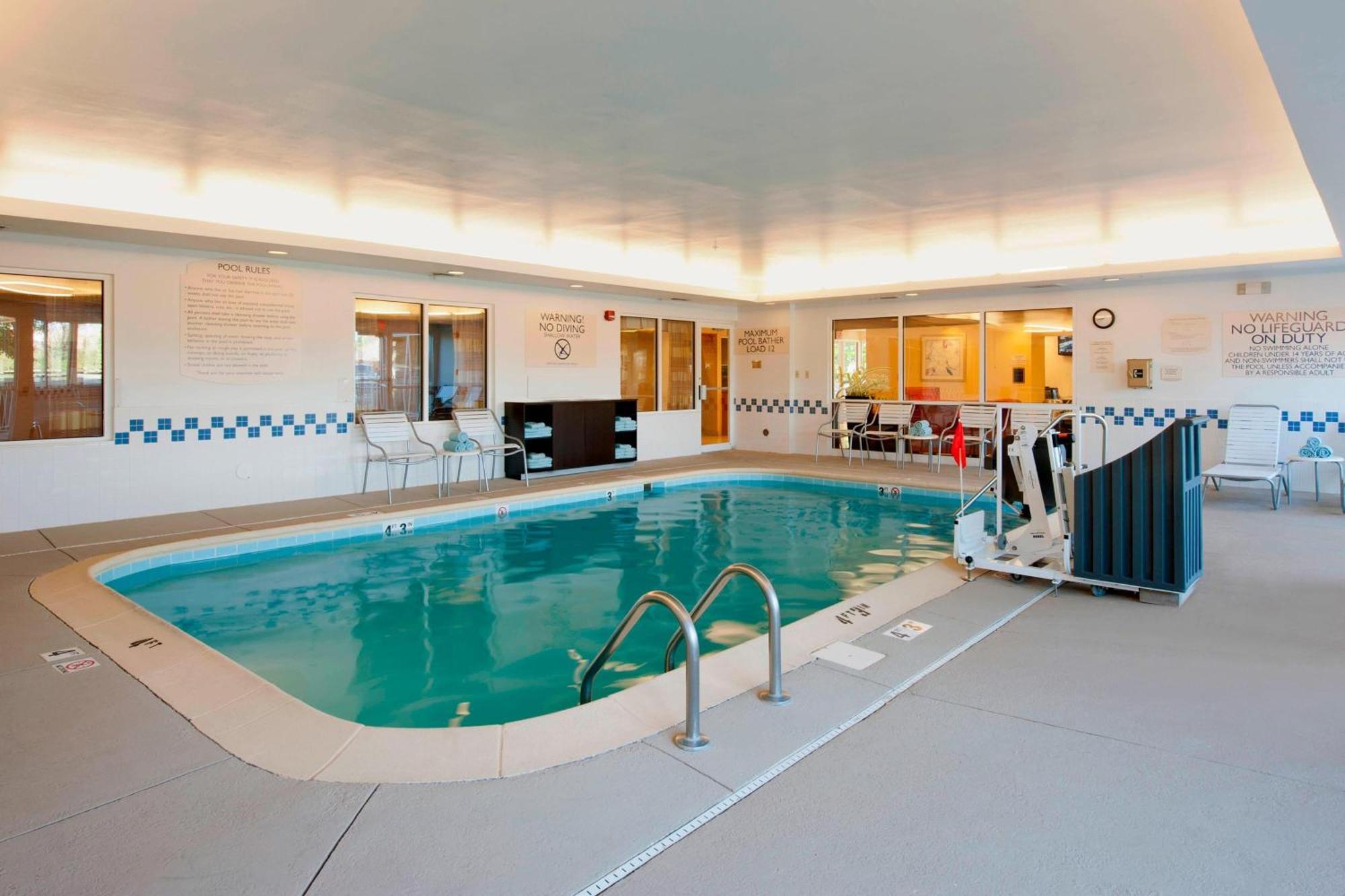 Fairfield Inn & Suites By Marriott Bloomington Exteriör bild